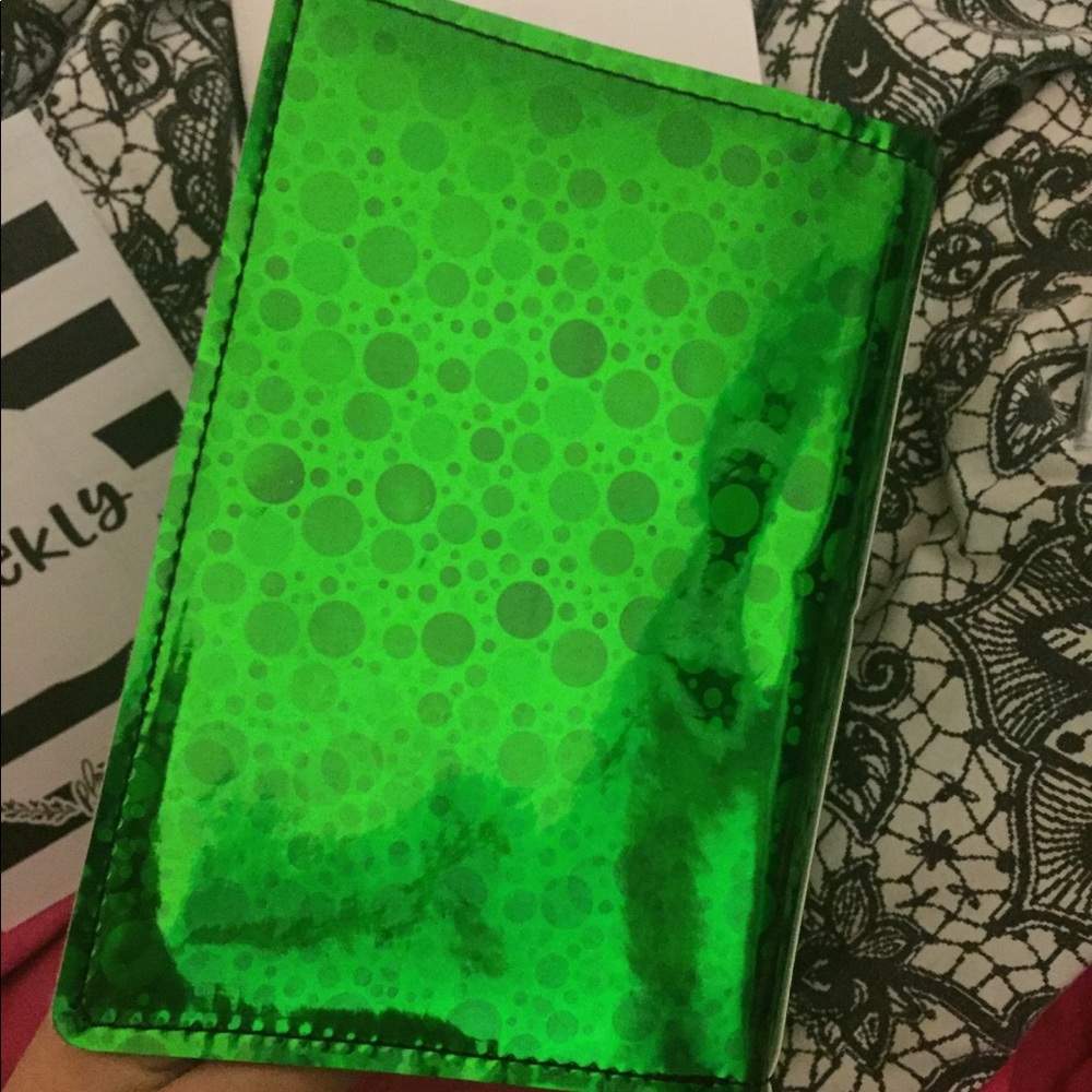B6 cardinal planners green holo bubble vinyl tn